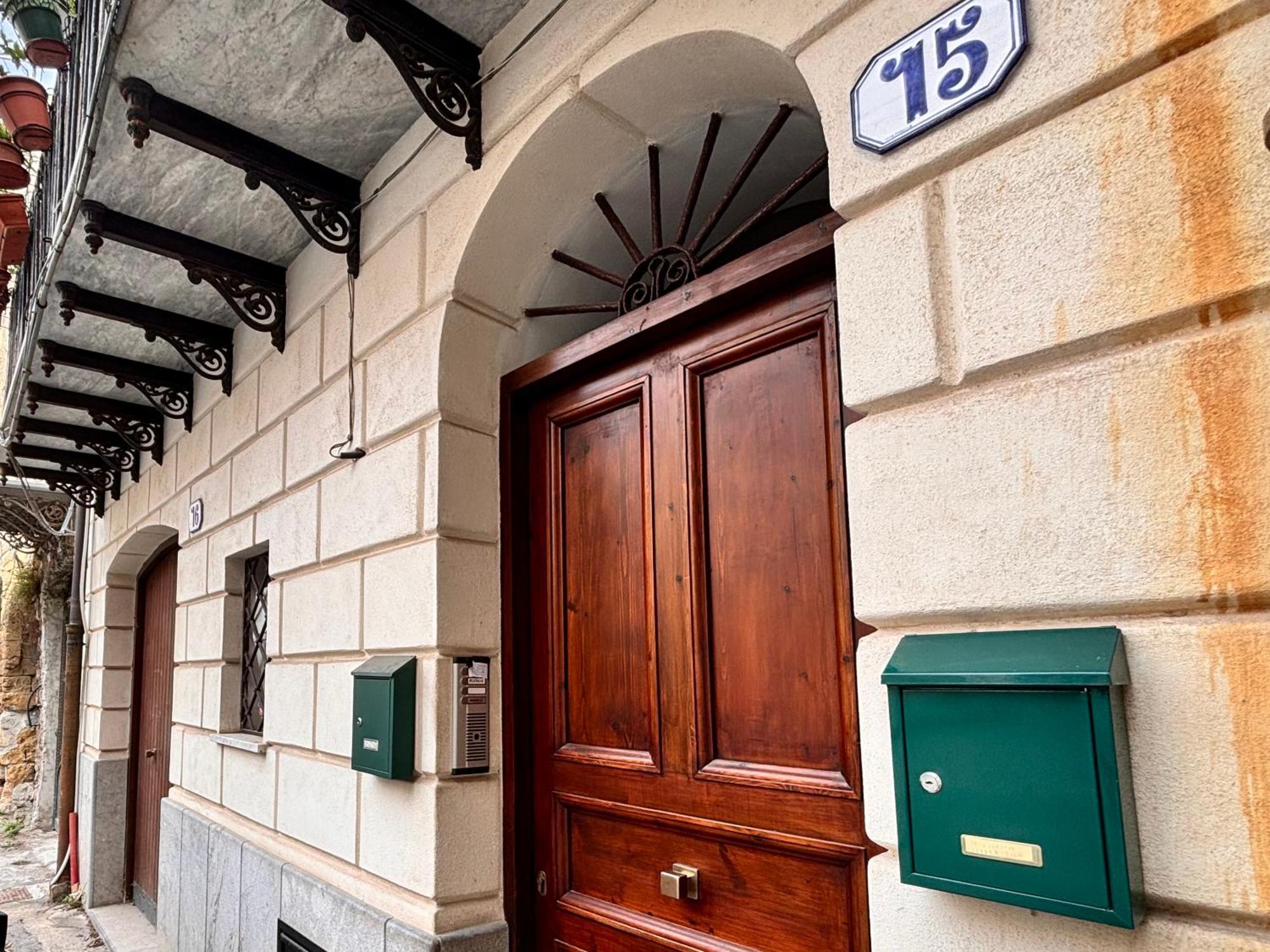 شقة Casa Cassarelli In Centro باليرمو المظهر الخارجي الصورة
