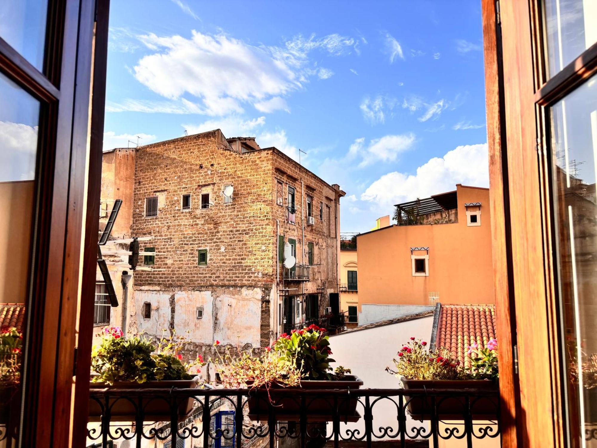 شقة Casa Cassarelli In Centro باليرمو المظهر الخارجي الصورة